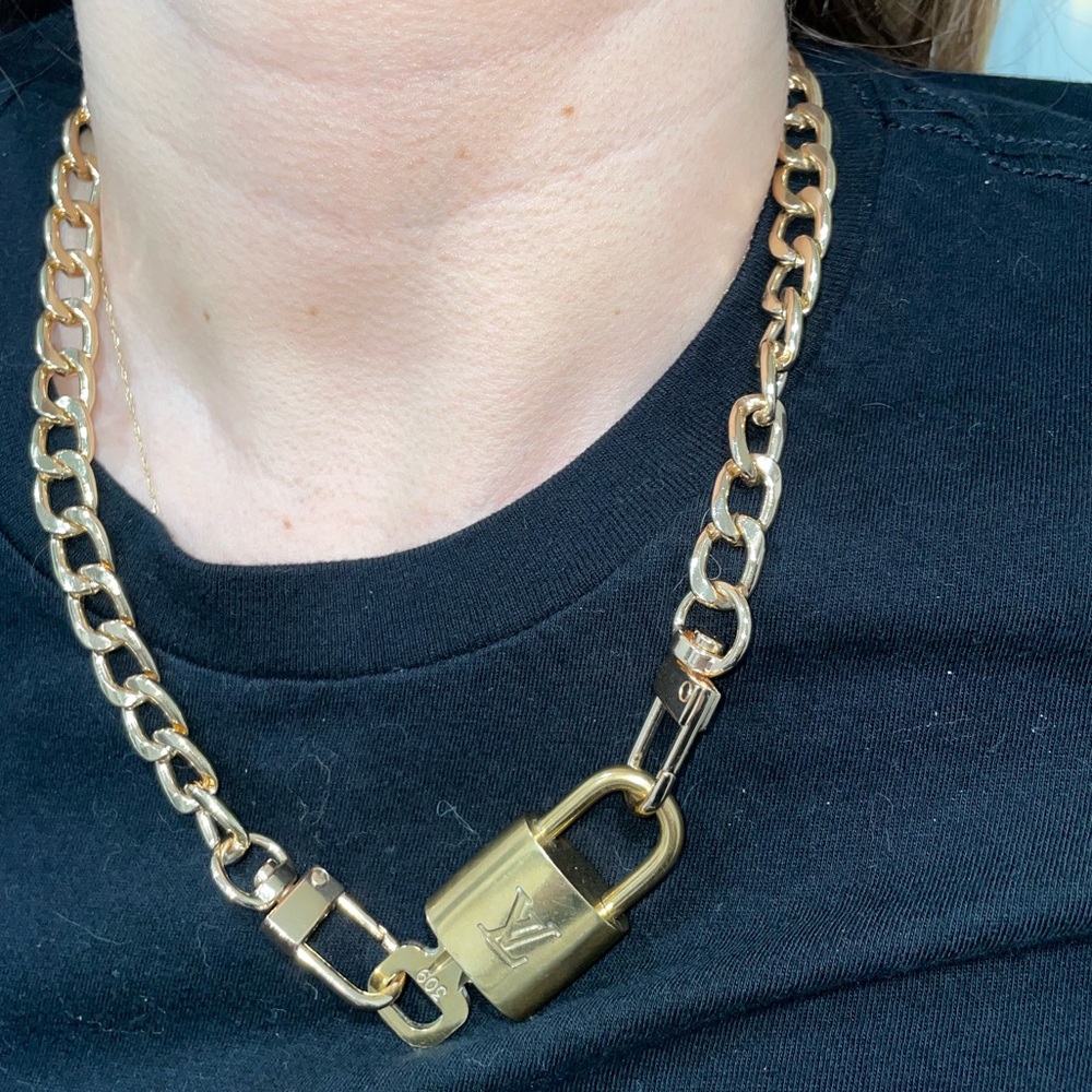 LV gold lock & key w/ 18” gold chain